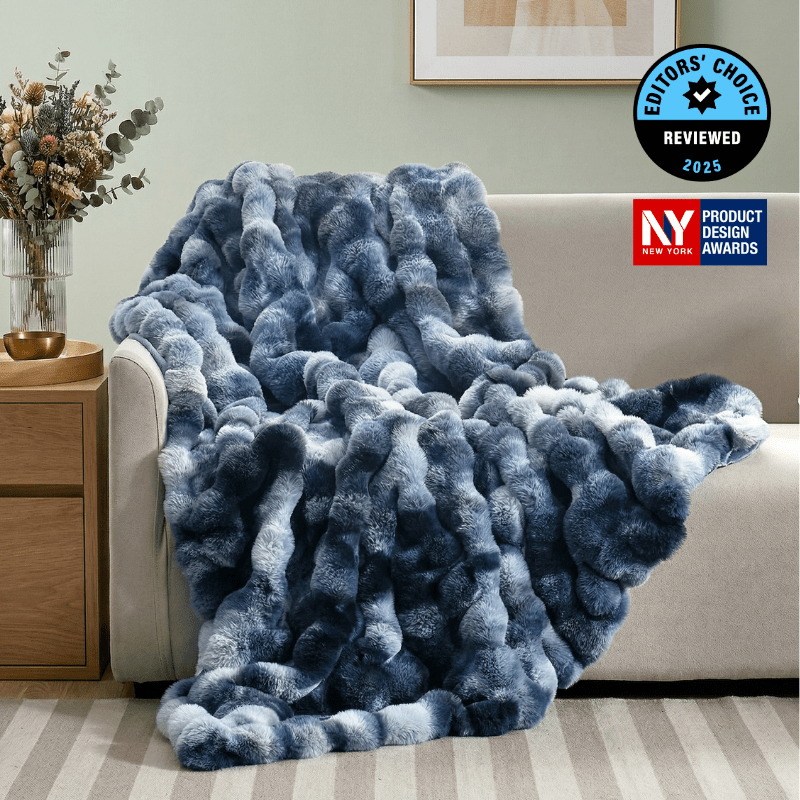 Cozy Bliss Luxurious Bubble Faux Fur Throw Blanket in tie-dye blue front view #color_Tie-dye Blue